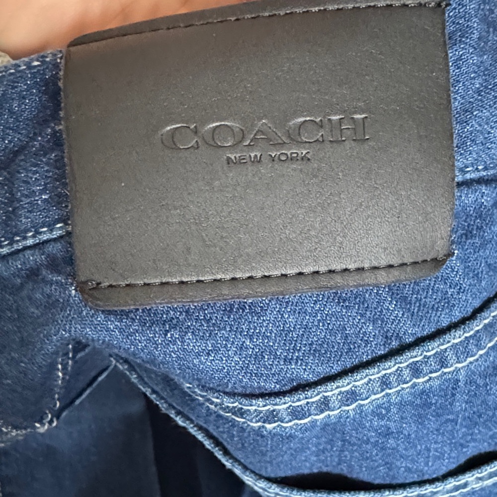 💙😍Coach Dark Blue Straight Leg Jeans 👖 unisex size28 - Picture 11 of 16